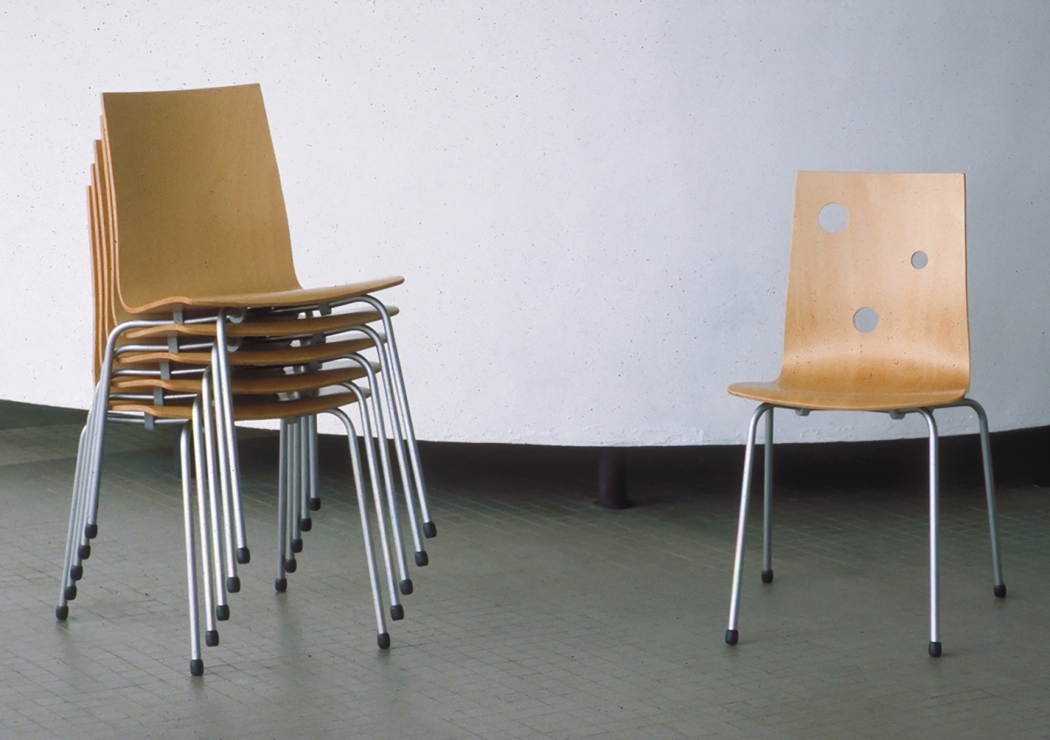 De Ontwerpwerkplaats, Gijs Niemeijer, Floor van Ditzhuyzen, Fem-stoel, fem-stoel, stoelontwerp, ontwerp stoel, van der plas meubel & project, 