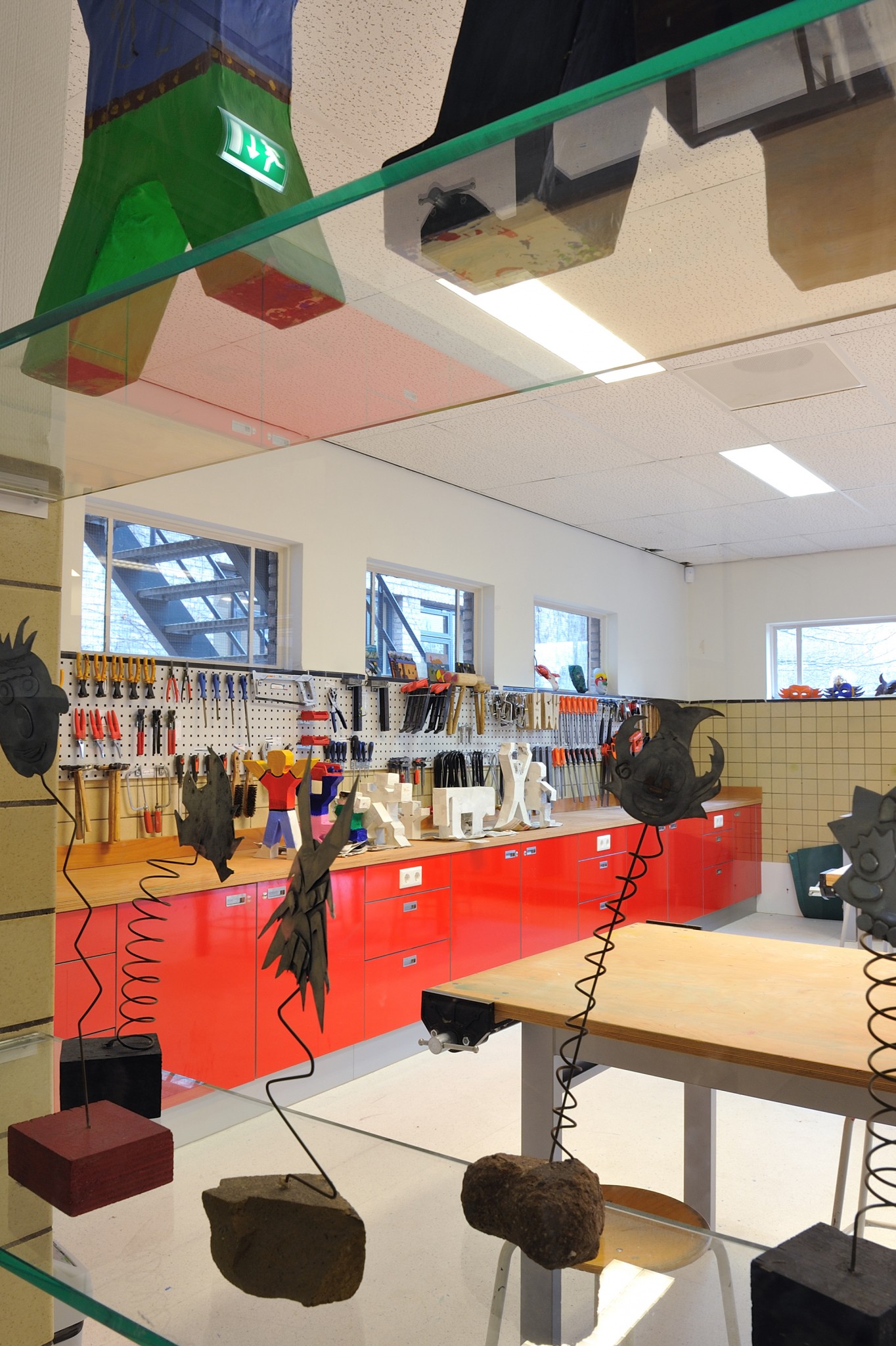 De Ontwerpwerkplaats, Gijs Niemeijer, Floor van Ditzhuyzen, Speciaal schoolmeubilair, ontwerp schoolmeubilair, meubelontwerp school, meubelontwerp voor scholen, ontwerp lockers, speciaal schoolmeubilair, inrichting scholen, schoolinrichting, inrichting technieklokaal, interieurarchitect school, verbouwing school, architect school, verbouwing Maerlant Lyceum, ontwerp speciaal meubilair scholen, gijs niemeijer, Floor van Ditzhuyzen