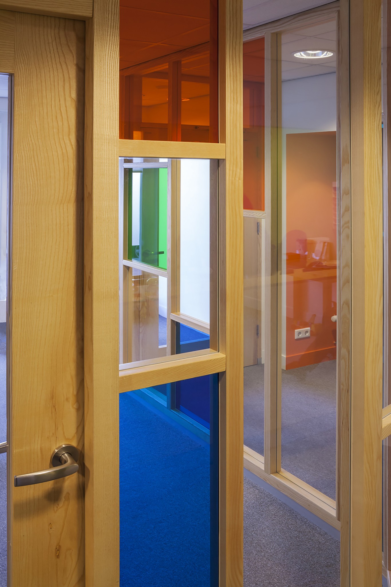 De Ontwerpwerkplaats, Gijs Niemeijer, Floor van Ditzhuyzen, Huisartspraktijk de Kaap, ontwerp huisartspraktijk, interieurontwerp dokterspraktijk, kleur in interieur, inrichting huisartspraktijk de kaap, inrichting medische praktijk, interieurarchitect medische praktijk, verbouwing huisartspraktijk de Kaap, verbouwing medische praktijk de Kaap, interieurontwerp de Kaap, interieurarchitect medsiche praktijk, interieurarchitect huisartspraktijk, interieur dokterspraktijk, ontwerp dokterspraktijk
