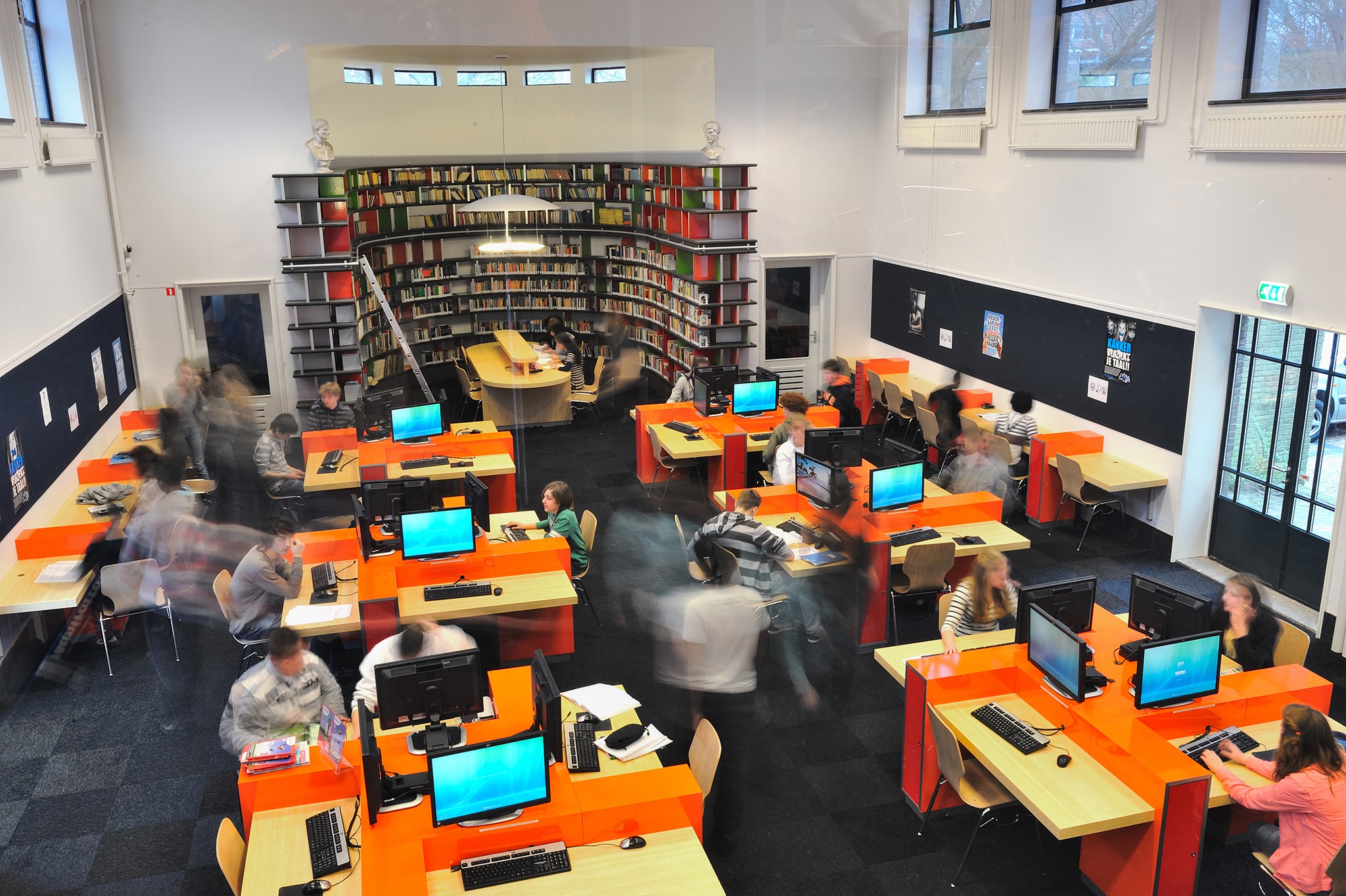 De Ontwerpwerkplaats, Gijs Niemeijer, Floor van Ditzhuyzen, Maerlant Lyceum, transformatie school, ontwerp interieur mediatheek, verbouwing school, ontwerp schoolmeubilair, meubelontwerp school, ontwerp Binask meubilair, ontwerp Science meubilair, transformatie school, verbouwing school, revitalisatie school, architect school, interieurarchitect school, inrichting school, schoolinrichting, inrichting bibliotheek, schoolbibliotheek, ontwerp mediatheek, ontwerp bibliotheek, interieurarchitect rotterd